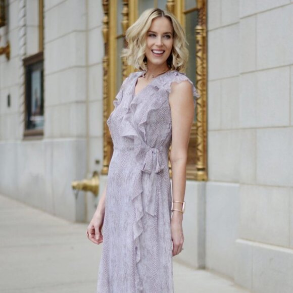 Banana Republic Dresses & Skirts - Banana Republic Dress Faux Wrap Ruffle Beige Chiffon Maxi Ethereal Feminine